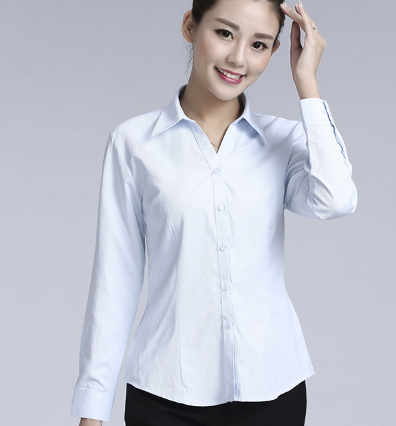淺藍(lán)色斜紋女款滌棉翻領(lǐng)長(zhǎng)袖修身襯衫-1383#